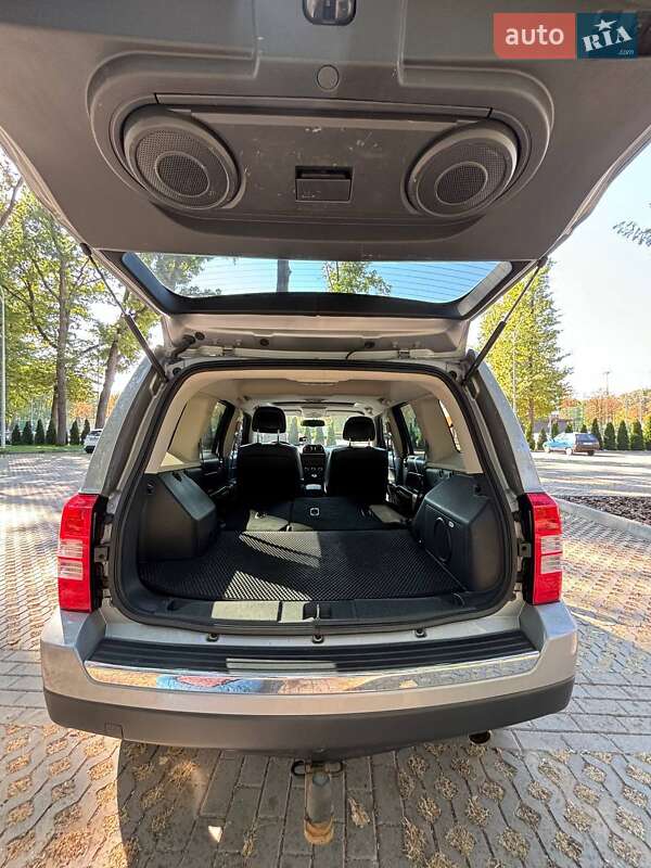 Позашляховик / Кросовер Jeep Patriot 2015 в Харкові