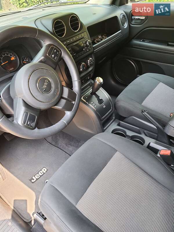 Позашляховик / Кросовер Jeep Patriot 2014 в Запоріжжі