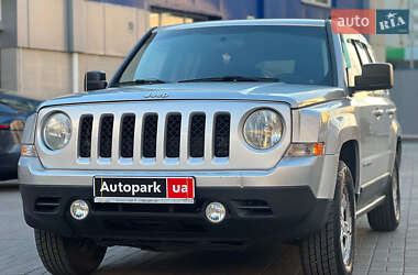 Внедорожник / Кроссовер Jeep Patriot 2011 в 