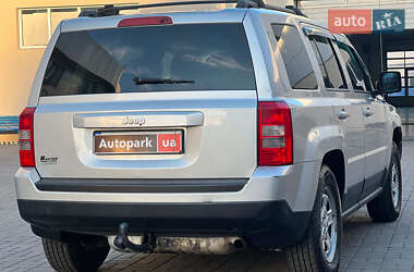 Внедорожник / Кроссовер Jeep Patriot 2011 в 