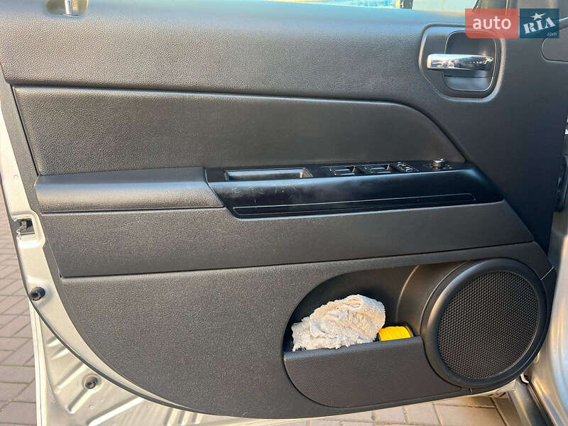 Внедорожник / Кроссовер Jeep Patriot 2011 в Одессе