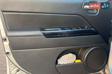 Внедорожник / Кроссовер Jeep Patriot 2011 в 