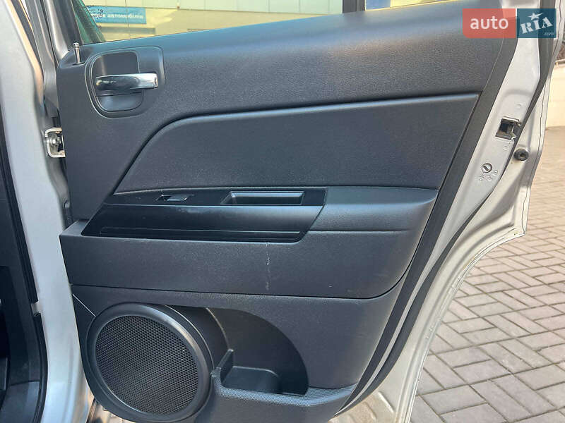 Внедорожник / Кроссовер Jeep Patriot 2011 в Одессе