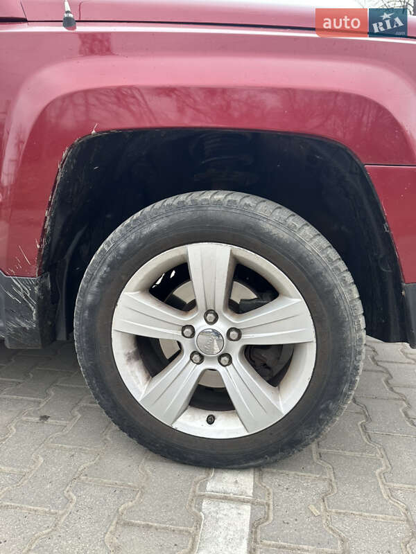 Позашляховик / Кросовер Jeep Patriot 2013 в Хмельницькому