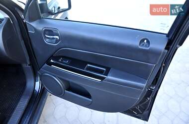 Внедорожник / Кроссовер Jeep Patriot 2011 в Львове