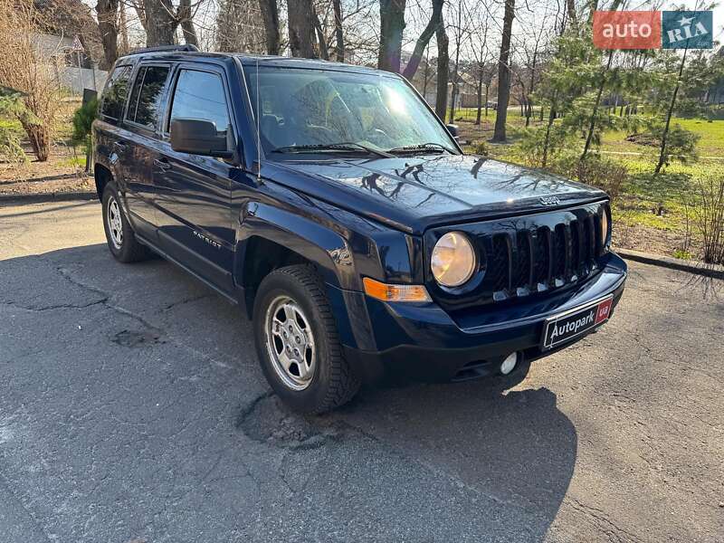 Позашляховик / Кросовер Jeep Patriot 2013 в Києві