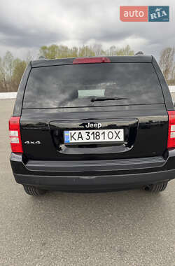 Внедорожник / Кроссовер Jeep Patriot 2016 в 
