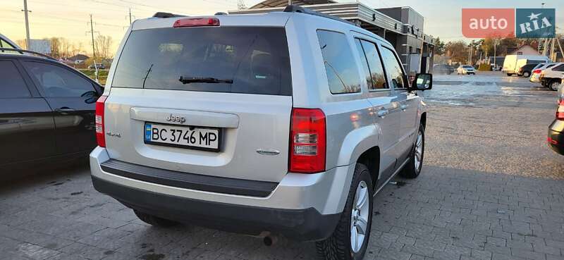 Внедорожник / Кроссовер Jeep Patriot 2013 в Львове