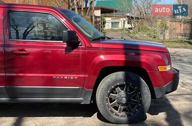 Внедорожник / Кроссовер Jeep Patriot 2016 в 