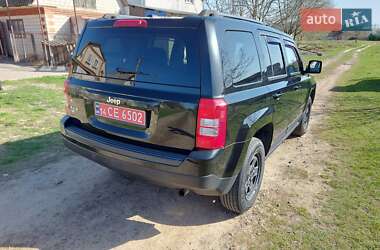 Позашляховик / Кросовер Jeep Patriot 2016 в 