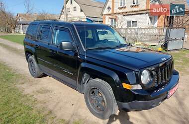 Позашляховик / Кросовер Jeep Patriot 2016 в 