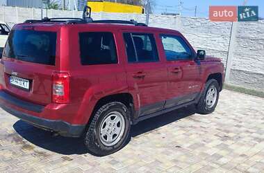 Внедорожник / Кроссовер Jeep Patriot 2014 в 