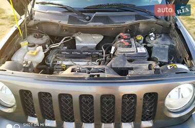 Внедорожник / Кроссовер Jeep Patriot 2015 в 