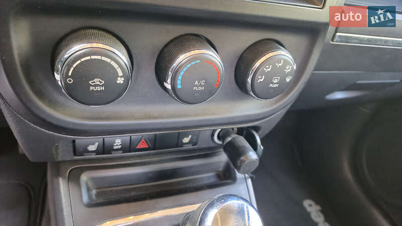 Внедорожник / Кроссовер Jeep Patriot 2015 в Житомире