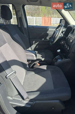 Позашляховик / Кросовер Jeep Patriot 2011 в 