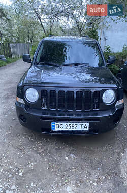 Позашляховик / Кросовер Jeep Patriot 2008 в 