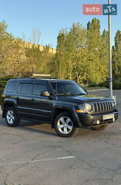 Внедорожник / Кроссовер Jeep Patriot 2013 в 