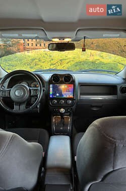 Внедорожник / Кроссовер Jeep Patriot 2013 в 