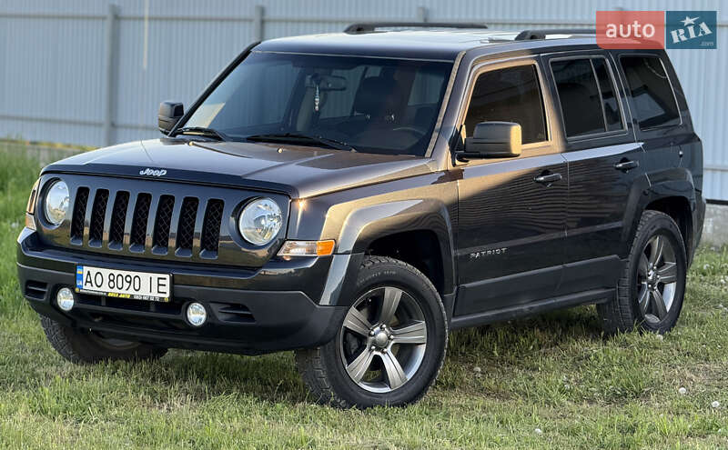 Внедорожник / Кроссовер Jeep Patriot 2015 в 