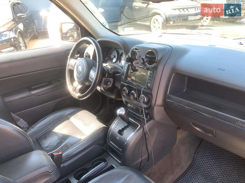 Внедорожник / Кроссовер Jeep Patriot 2016 в Виннице