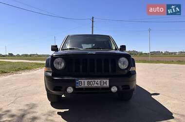 Позашляховик / Кросовер Jeep Patriot 2015 в 