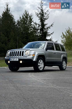 Внедорожник / Кроссовер Jeep Patriot 2016 в Ровно