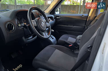 Позашляховик / Кросовер Jeep Patriot 2014 в 