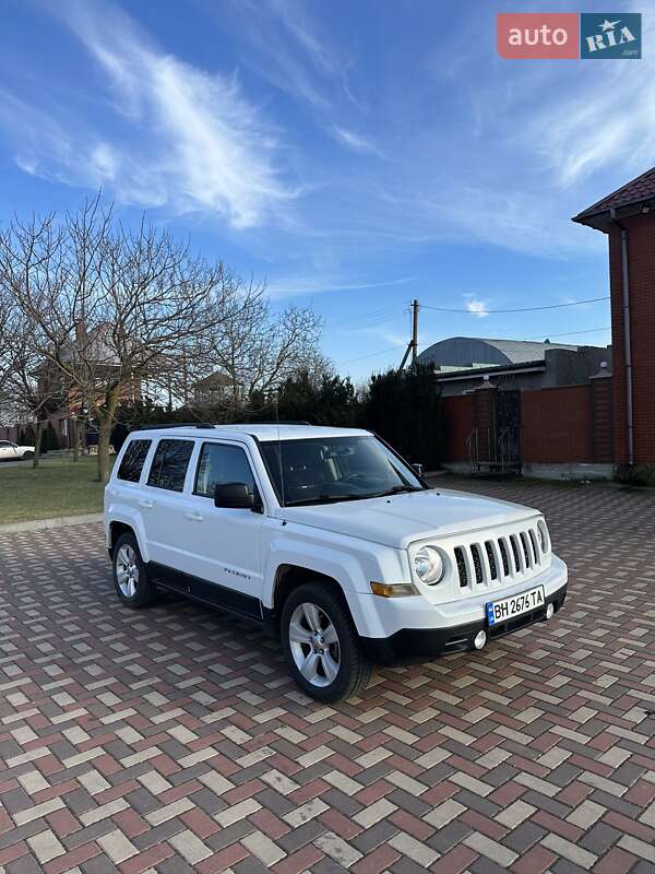 Внедорожник / Кроссовер Jeep Patriot 2016 в 