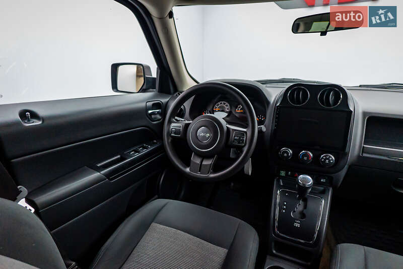 Внедорожник / Кроссовер Jeep Patriot 2014 в Киеве