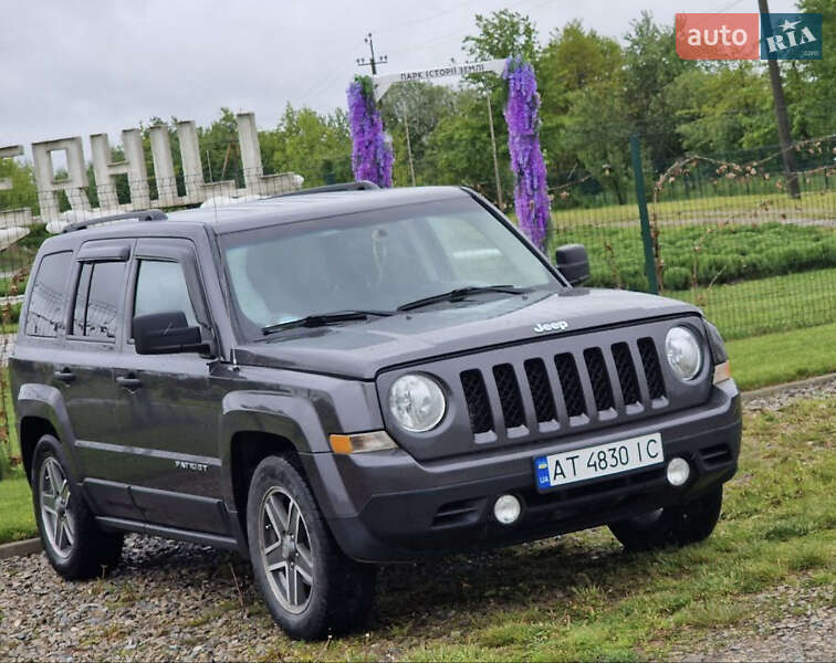 Позашляховик / Кросовер Jeep Patriot 2015 в 