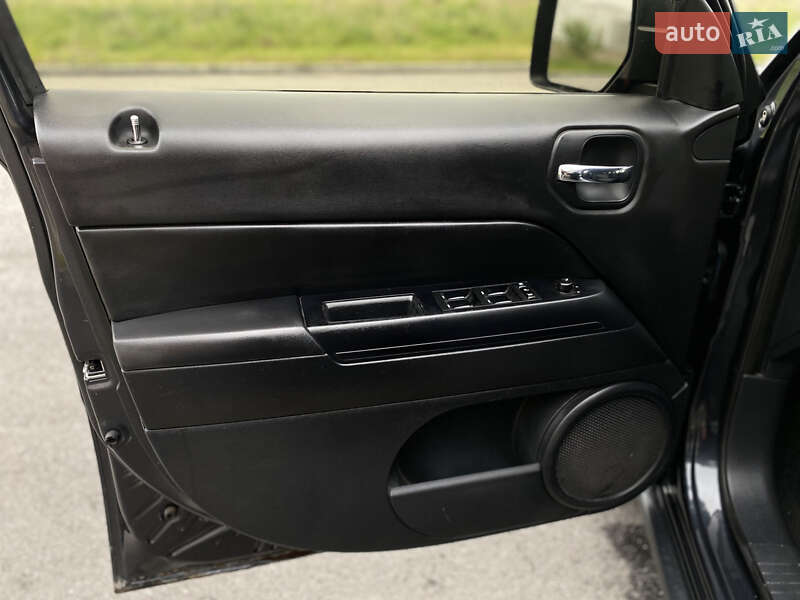 Позашляховик / Кросовер Jeep Patriot 2015 в Вінниці