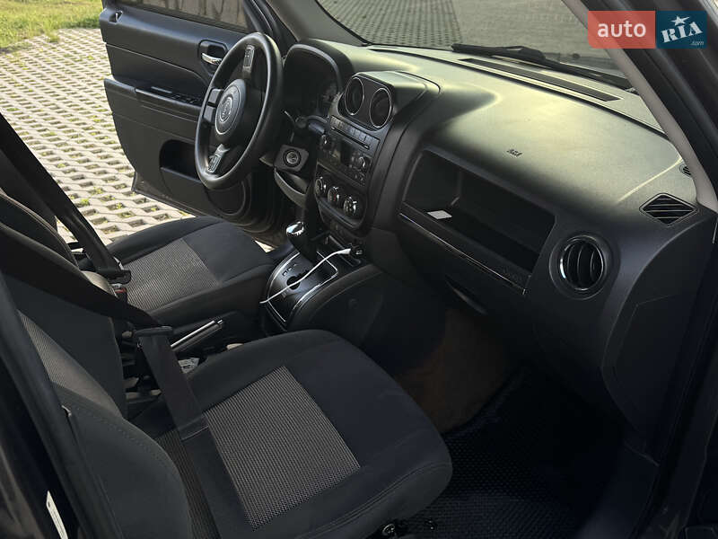 Позашляховик / Кросовер Jeep Patriot 2014 в Хмельницькому