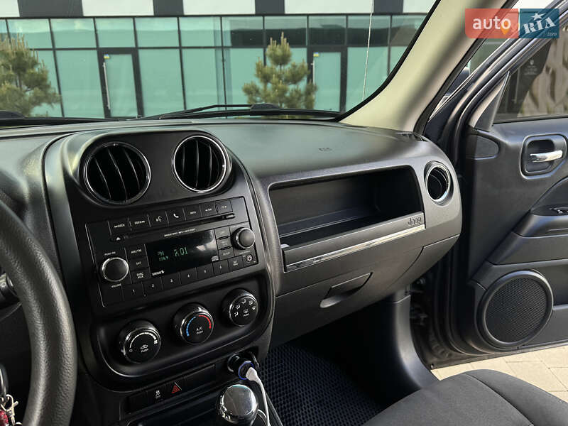 Позашляховик / Кросовер Jeep Patriot 2014 в Хмельницькому