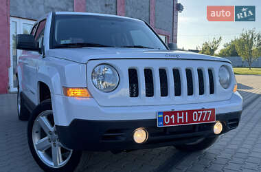 Позашляховик / Кросовер Jeep Patriot 2014 в 