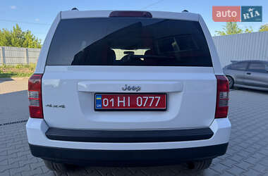 Позашляховик / Кросовер Jeep Patriot 2014 в 