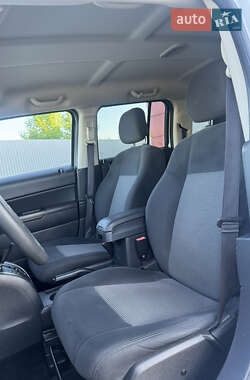 Позашляховик / Кросовер Jeep Patriot 2014 в 