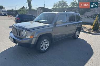 Внедорожник / Кроссовер Jeep Patriot 2011 в Запорожье