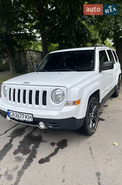 Внедорожник / Кроссовер Jeep Patriot 2016 в Черкассах