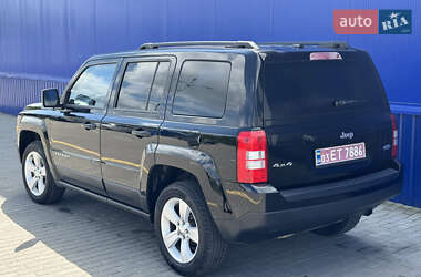 Внедорожник / Кроссовер Jeep Patriot 2013 в 
