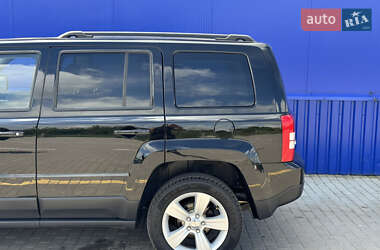 Внедорожник / Кроссовер Jeep Patriot 2013 в 