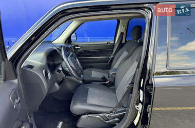Внедорожник / Кроссовер Jeep Patriot 2013 в 