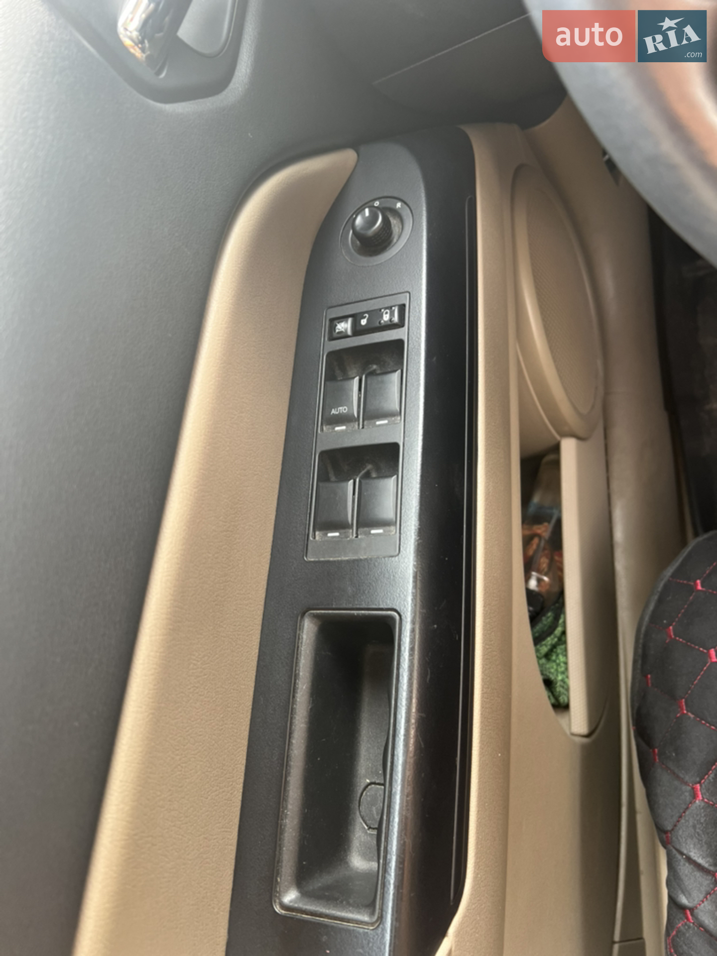 2016 Jeep Liberty (Patriot) - мініатюра 16