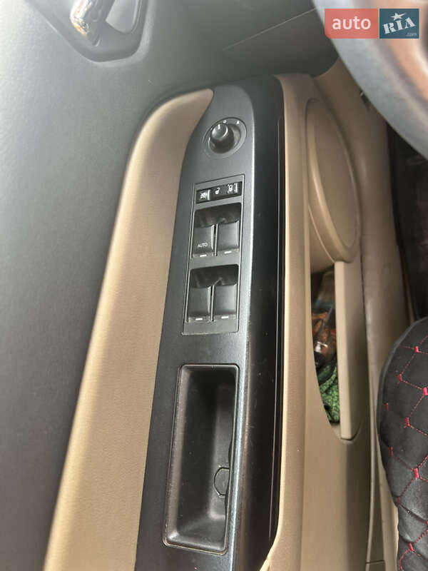 Позашляховик / Кросовер Jeep Patriot 2016 в Заводське