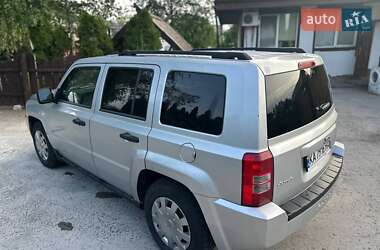 Позашляховик / Кросовер Jeep Patriot 2008 в 