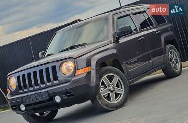 Внедорожник / Кроссовер Jeep Patriot 2015 в 