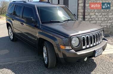 Внедорожник / Кроссовер Jeep Patriot 2014 в Виннице