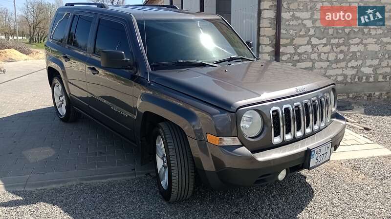 Внедорожник / Кроссовер Jeep Patriot 2014 в Виннице