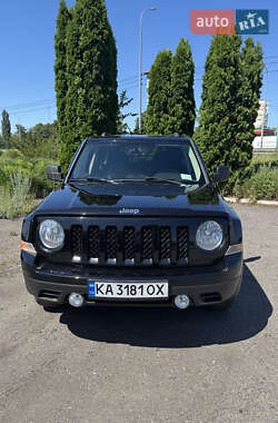 Позашляховик / Кросовер Jeep Patriot 2016 в Пирятині