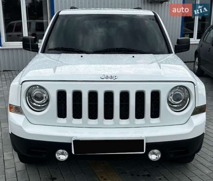 Внедорожник / Кроссовер Jeep Patriot 2013 в Казатине