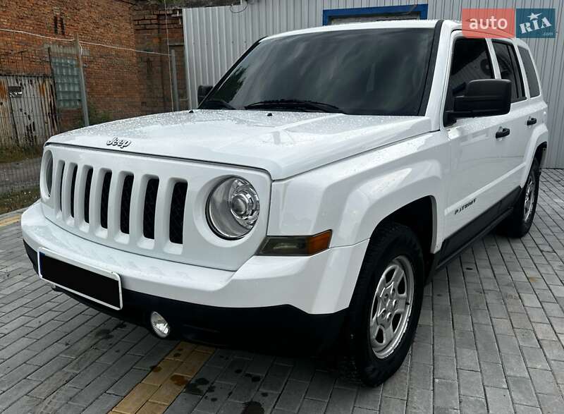 Внедорожник / Кроссовер Jeep Patriot 2013 в Казатине